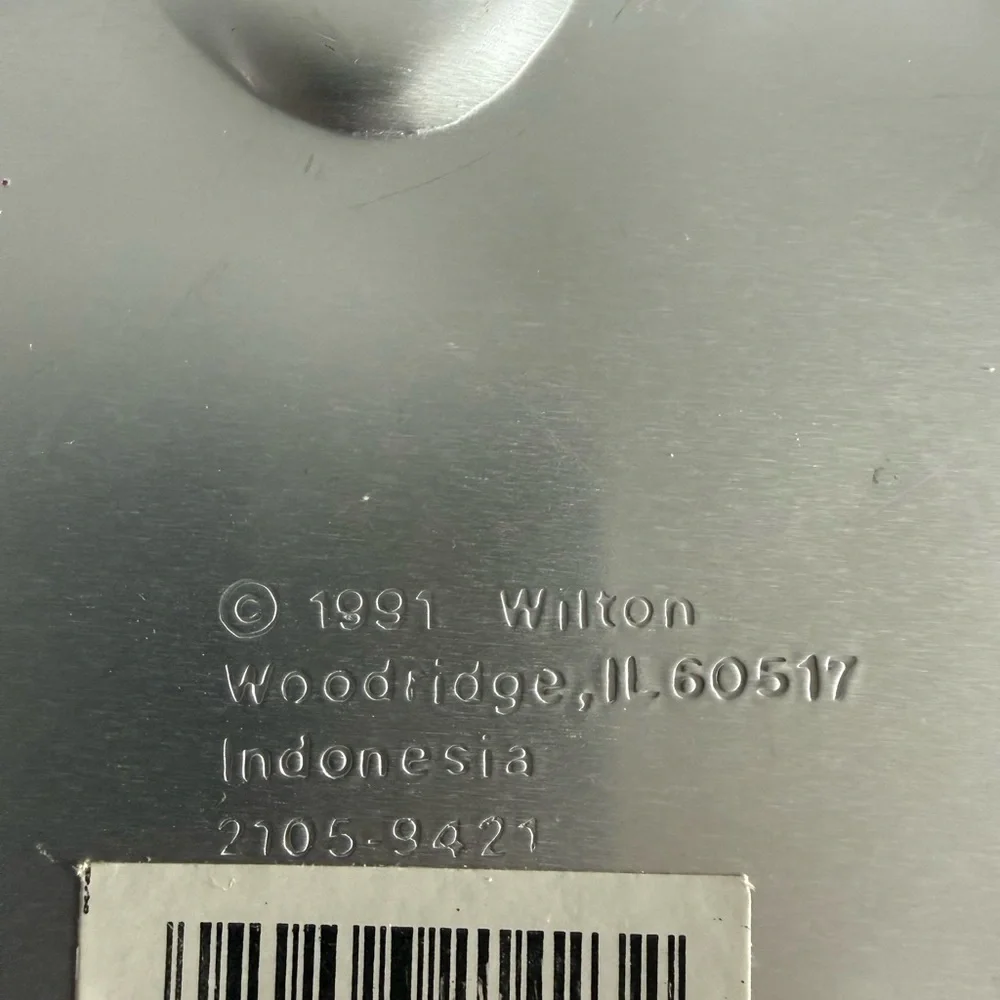 Vintage Wilton 1991 Merry Santa Cake Pan